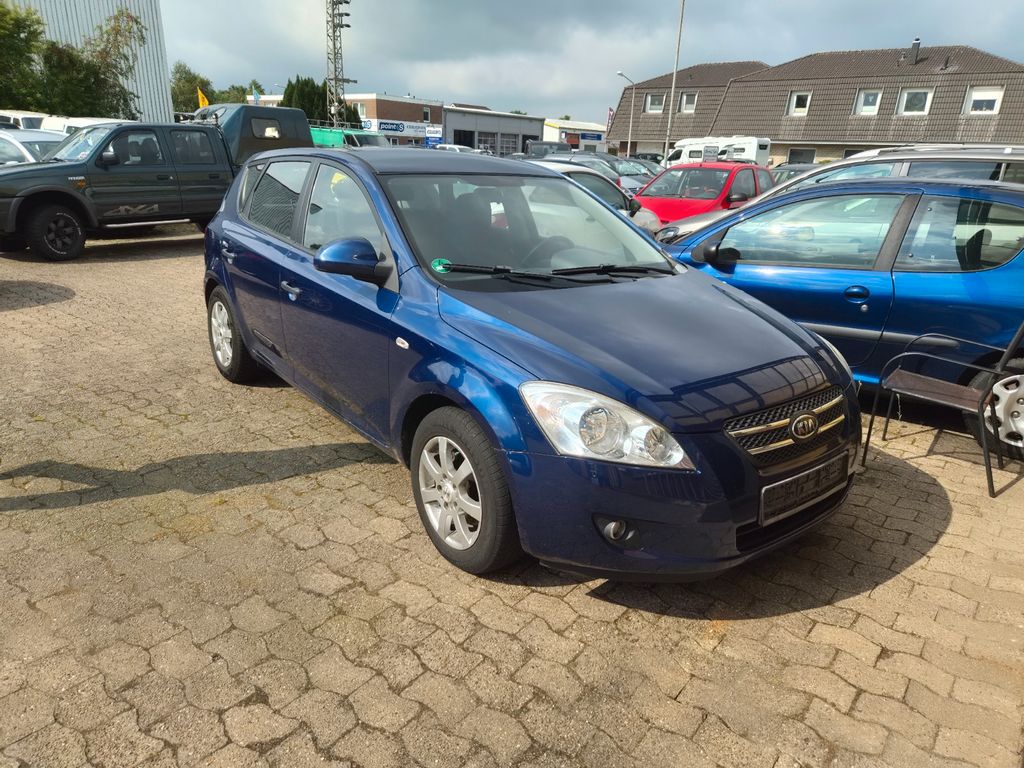 Kia cee'd / Ceed