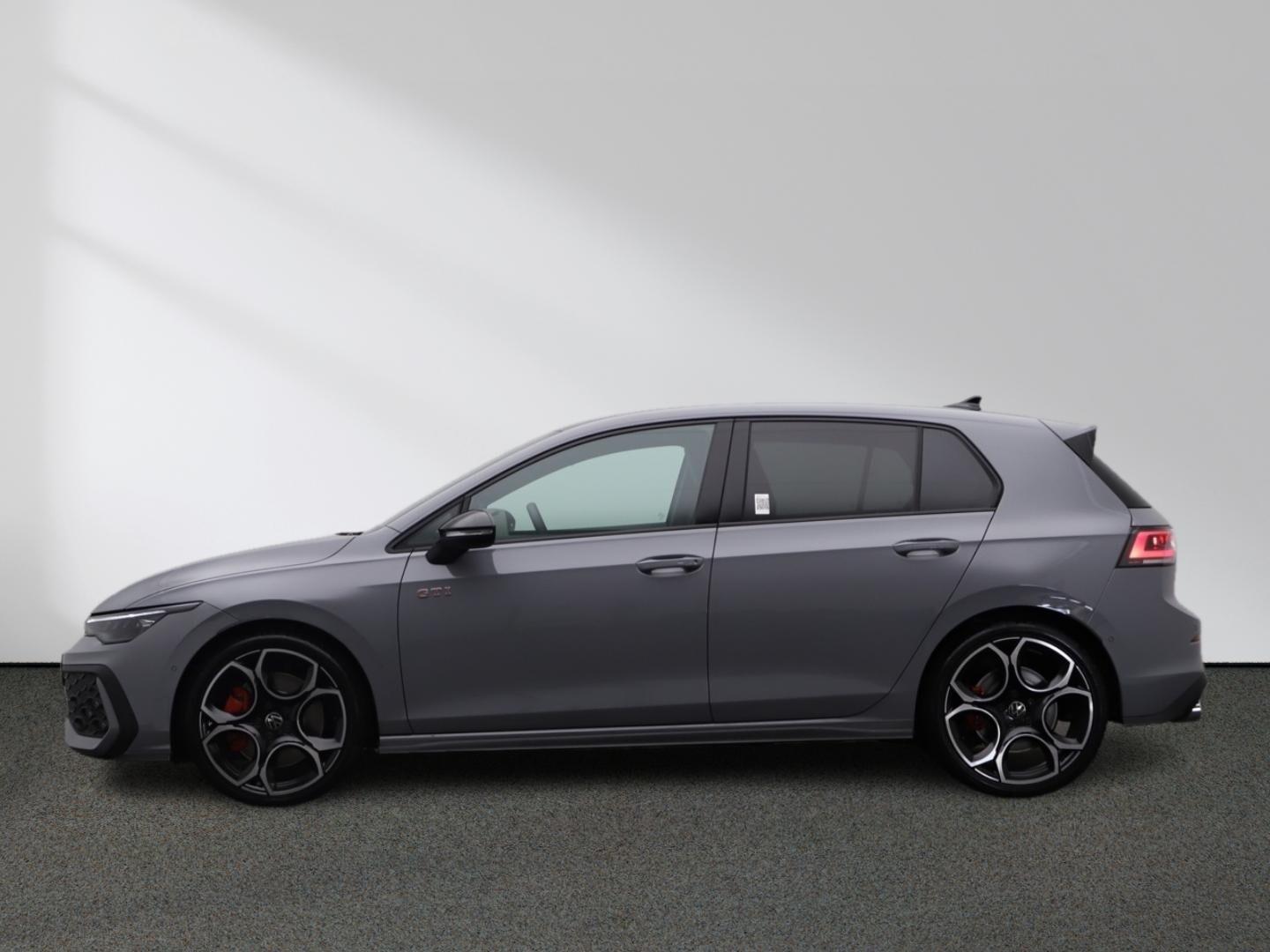 Volkswagen Golf GTI 2.0 TSI DSG Matrix DCC Kamera Harman