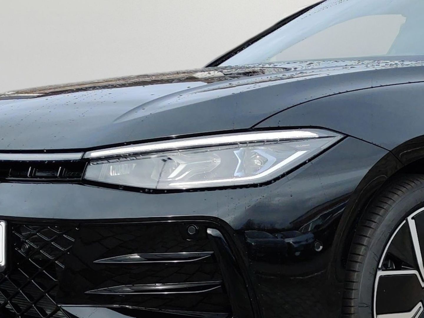 Volkswagen Passat R-Line 1.5 eHybrid DSG Navi foto 5
