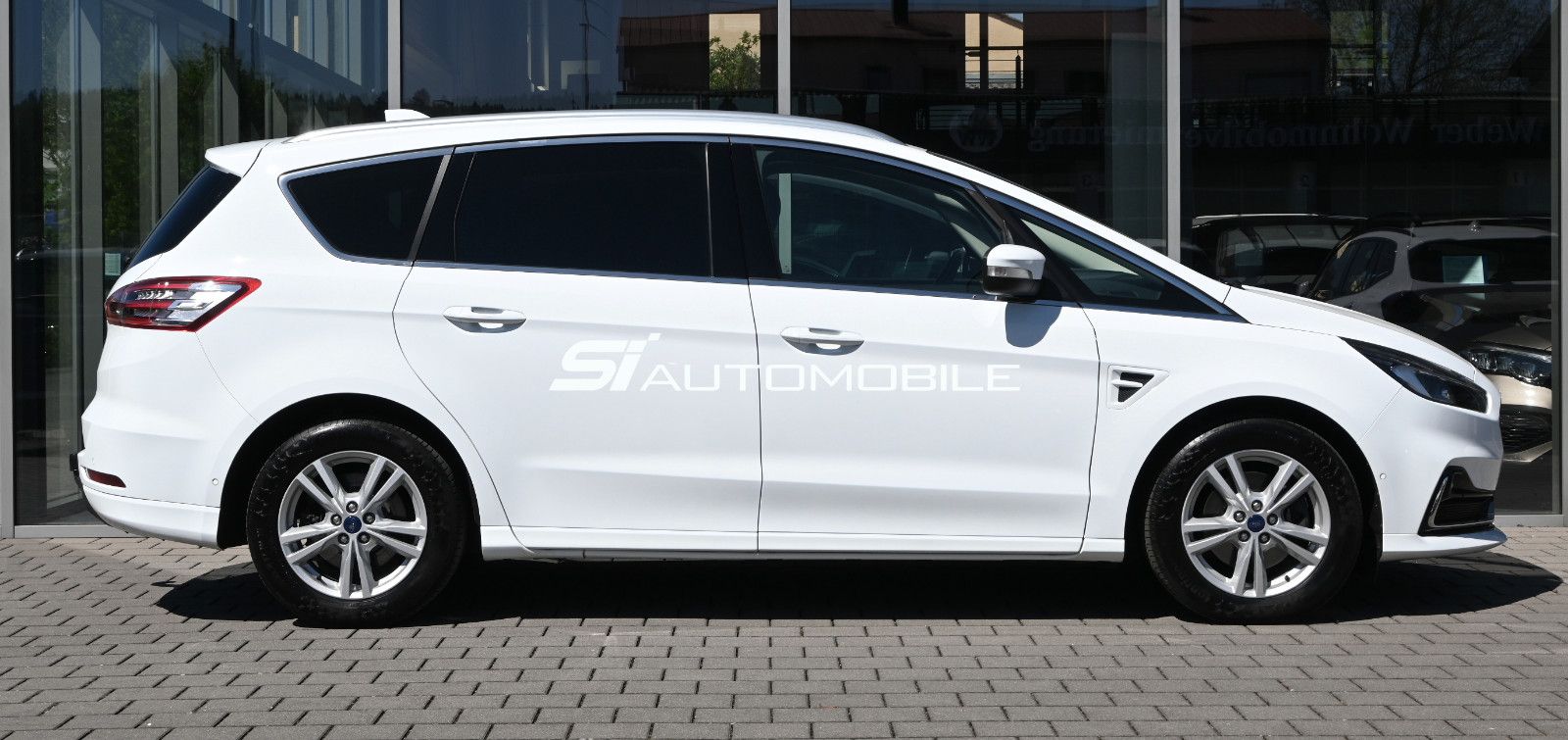 Fahrzeugabbildung Ford S-Max 2.0D EcoBlue Titanium °ACC°AHK°STANDHEIZ°