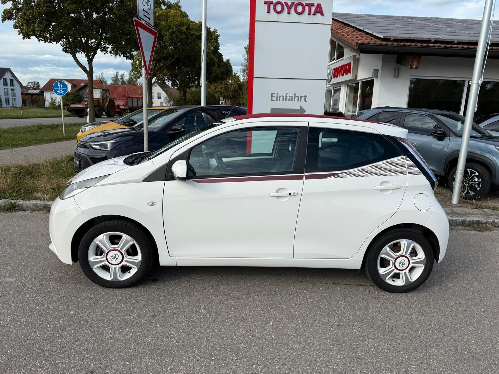 Toyota Aygo x-pose 5-Türer *Faltdach,Kamera,Allwetterr*