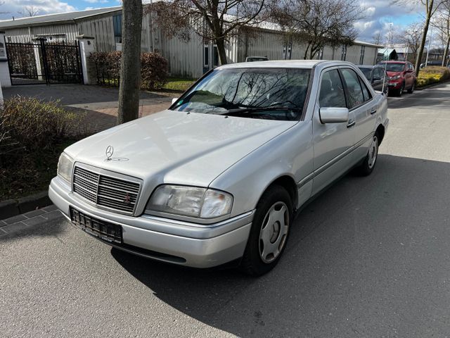 Mercedes-Benz C 200 ELEGANCE**Schiebedach**AHK