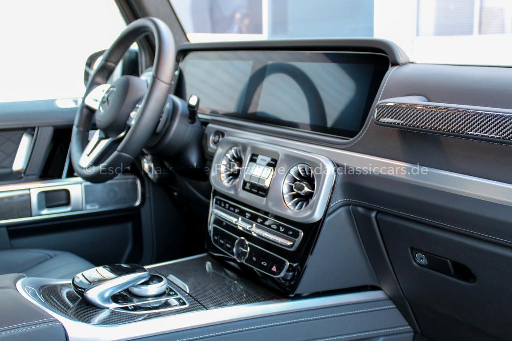 Mercedes-Benz G 500