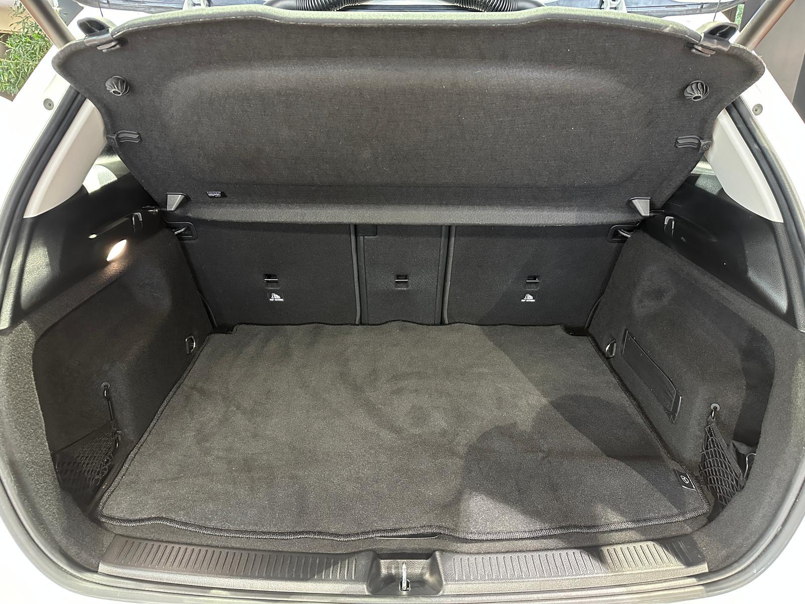 Mercedes-Benz B 200d 8G URBAN MBUX+ LED AHK EASYPACK LEDER SHZ