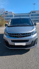 Opel Zafira Life Tourer M 2.0 Autom., Pano, AHK uvm. - silberne Opel Zafira Life