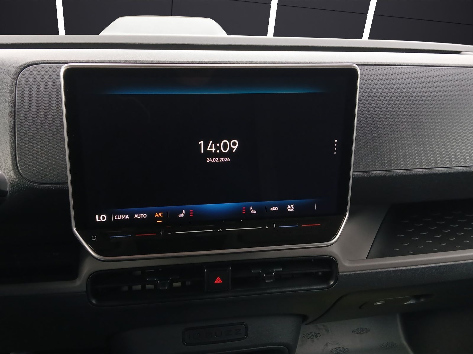 Fahrzeugabbildung Volkswagen ID.Buzz Cargo 210 kW AHK IQ.LIGHT KLIMA RFK SITZ