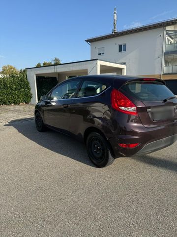 Ford Fiesta Klima, 8Fach Berei