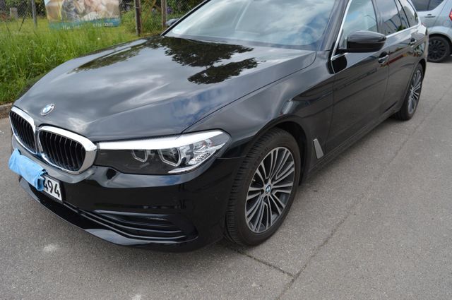 BMW 520d xDrive Touring A -