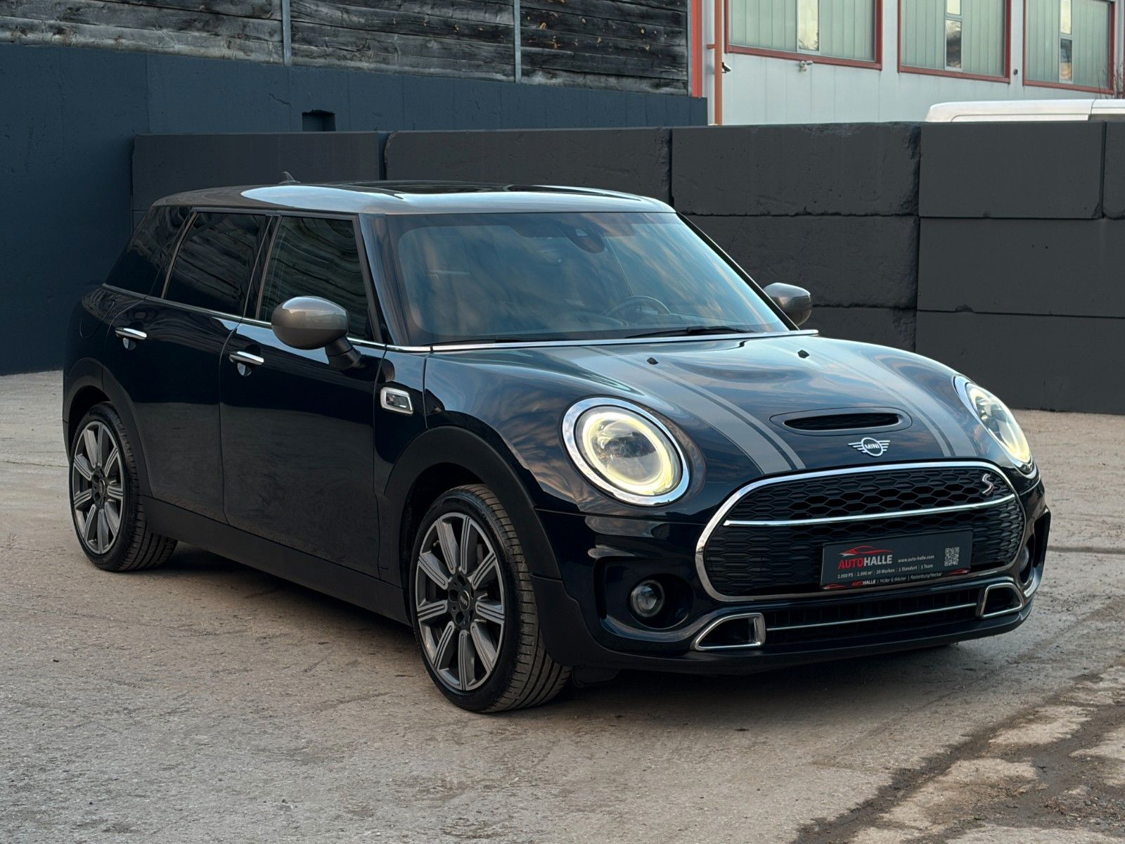 Fahrzeugabbildung MINI Cooper S Clubman Classic Leder Pano Komfort LHZ