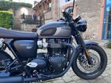 Triumph Bonneville T120 black mit Navi MwSt. neue Insp. - TRIUMPH BONNEVILLE T120 BLACK