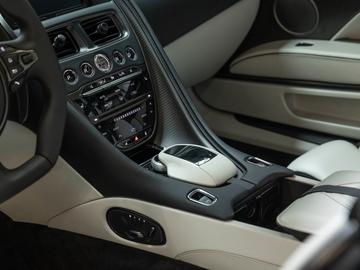 2024 Aston Martin DBS 缩略图 27