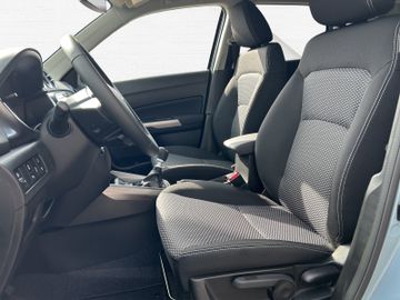 Fotografie 13 des Suzuki Vitara 1.4 BOOSTERJET 6 AT Comfort LED Navi