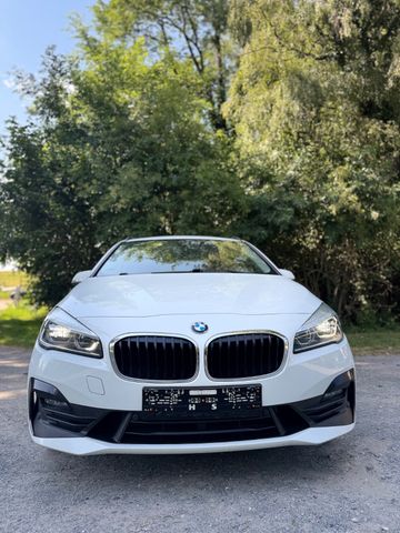BMW 218 Active Tourer 218d Advantage Facelift 