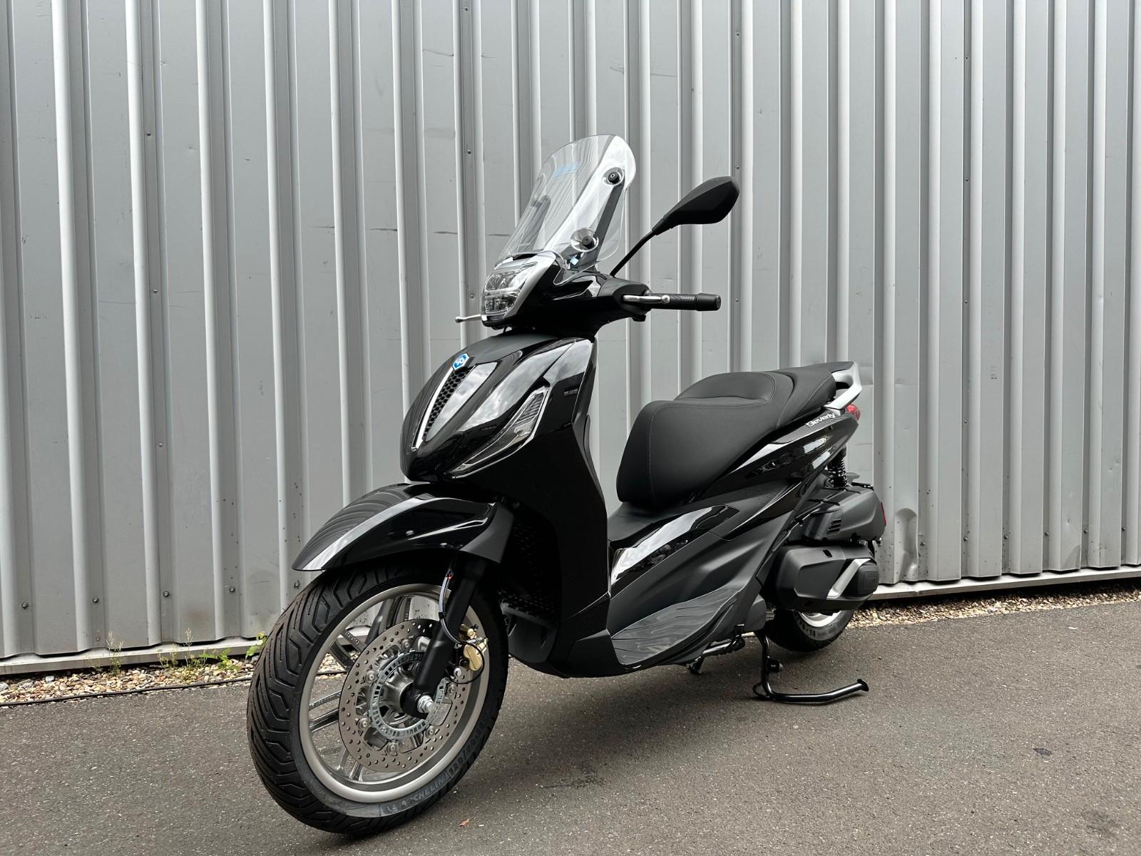 Piaggio Beverly 400  E5+ ABS/ASR  Schwarz SOFORT!