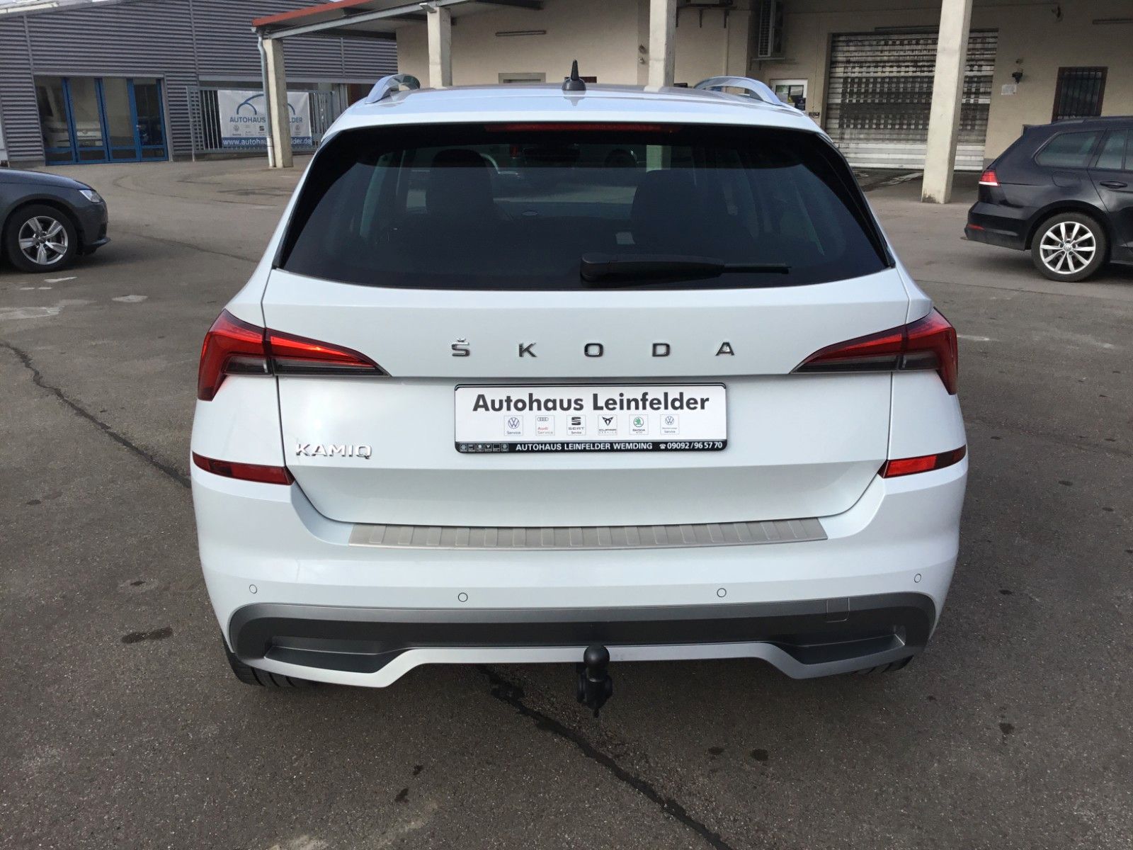 Fahrzeugabbildung SKODA Kamiq 1.0 TSI DSG Style+AHK+LED+el.Heckklappe