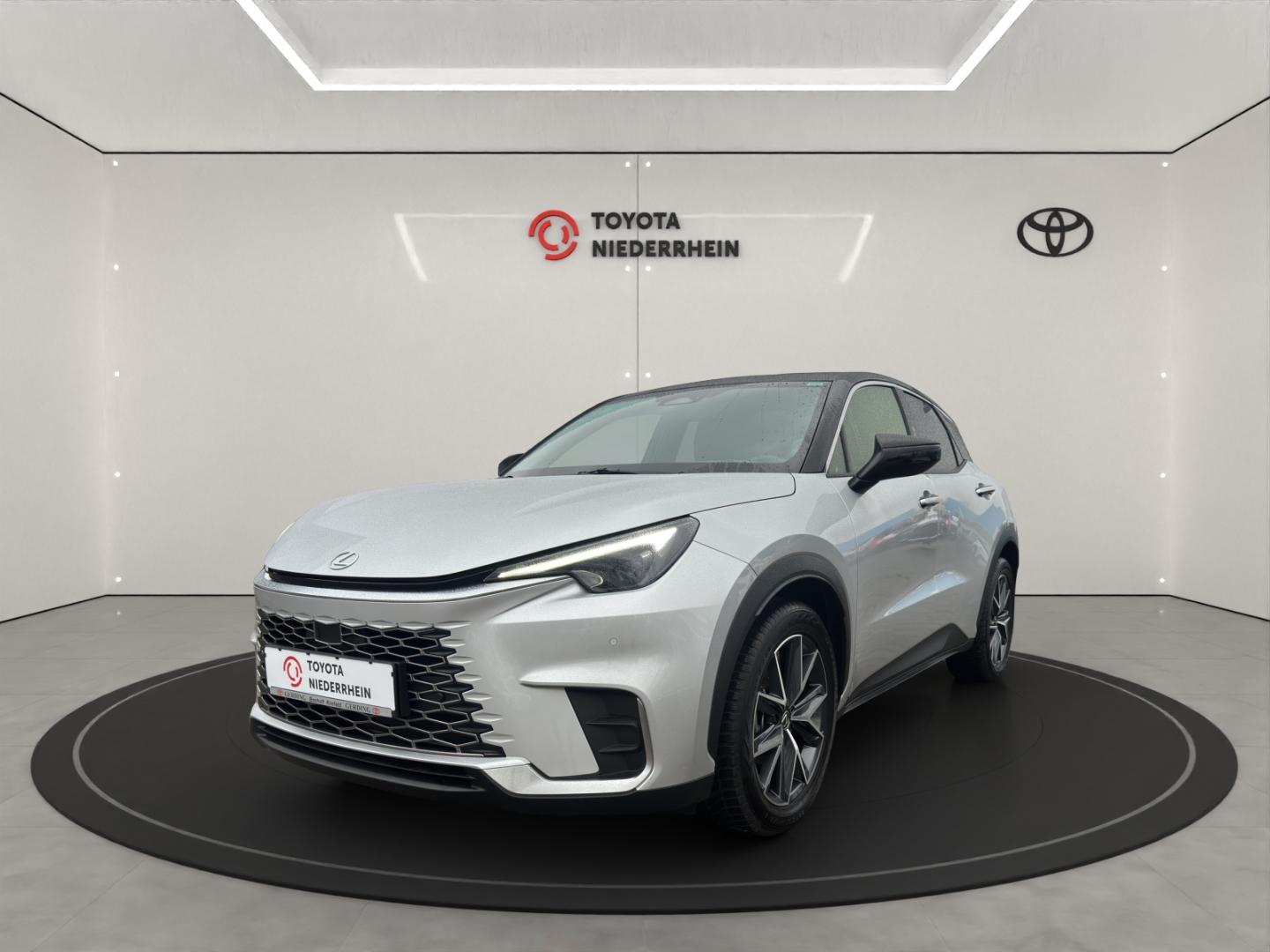 Lexus LBX FWD Emotion NAVI+CARPLAY+LED+RFK