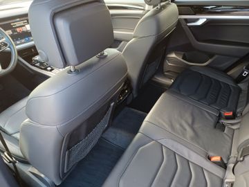 Fahrzeugabbildung Volkswagen Touareg 3.0 TDI Tiptr. Elegance R-Line/AHK/eHeck