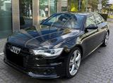 Audi S6 Lim. 4.0 TFSI quattro Automatik*HUD*Bose*RFK* - : Alcantara, Luftfederung, mit Klimaautomatik