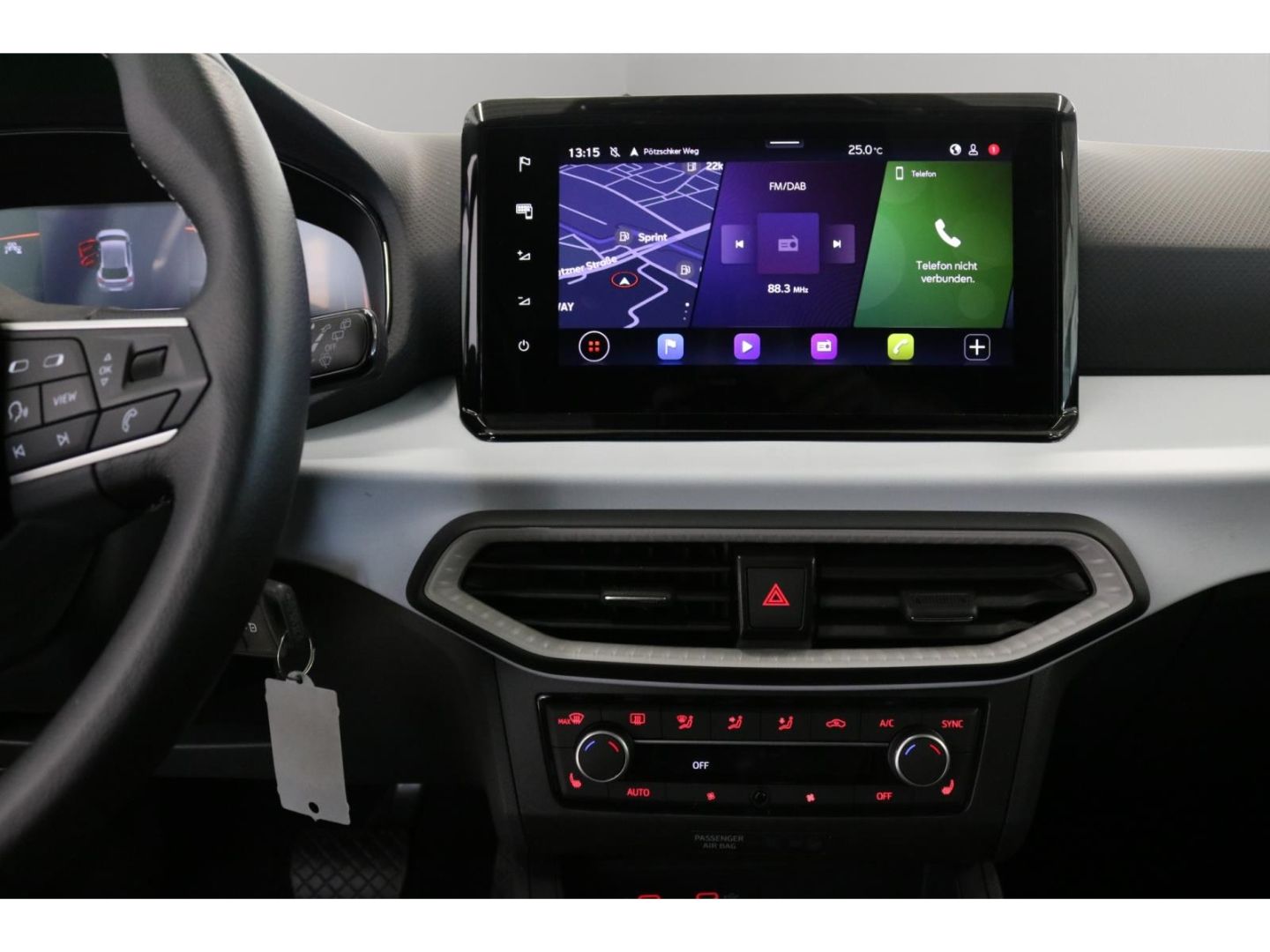 Fahrzeugabbildung SEAT Ibiza Style Navi Kamera LED Klimaautomatik Alu