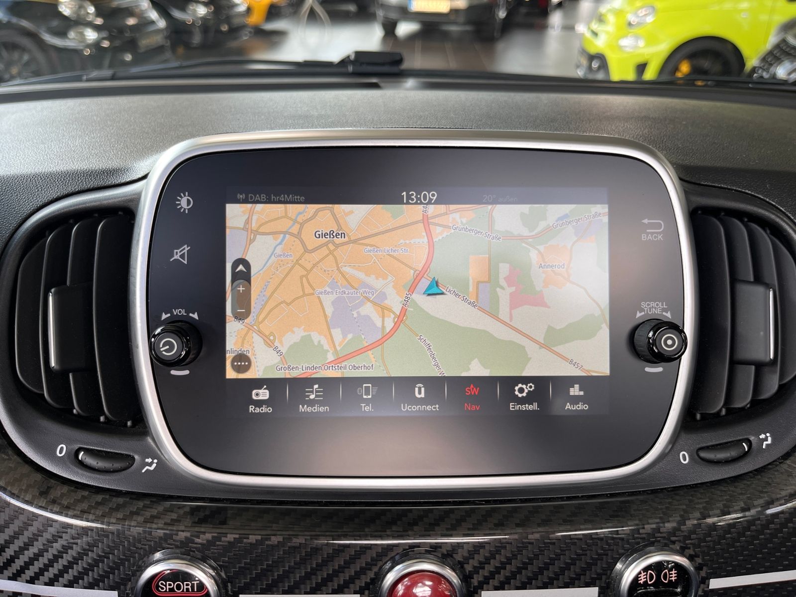 Fahrzeugabbildung Abarth 695C Rivale  Automatik XENON LEDER ALU