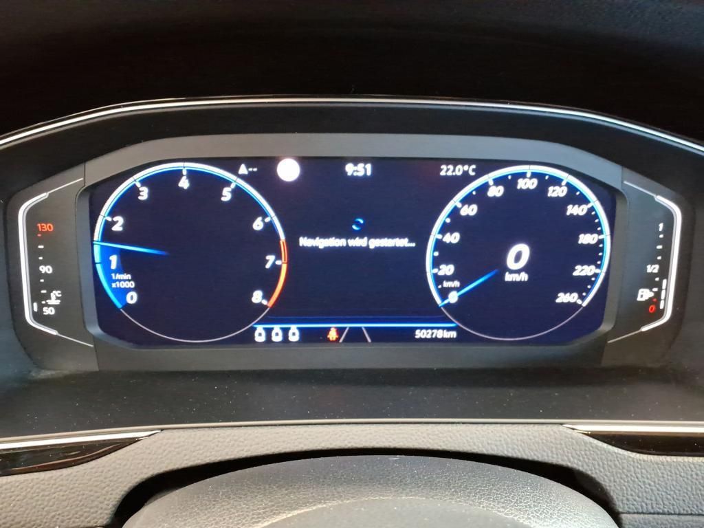 Volkswagen Passat Variant Elegance 1.5 TSI RFK*PDC*Tempo*SH