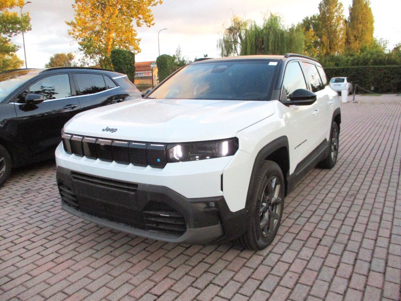 Jeep Compass 1.2 turbo 48V e-hybrid Summit Editi