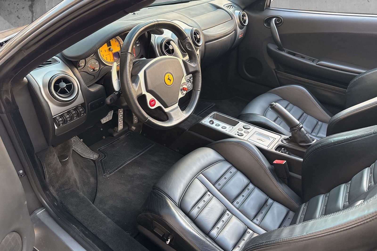 Fahrzeugabbildung Ferrari F430 Spider F1*Daytona Sitze*