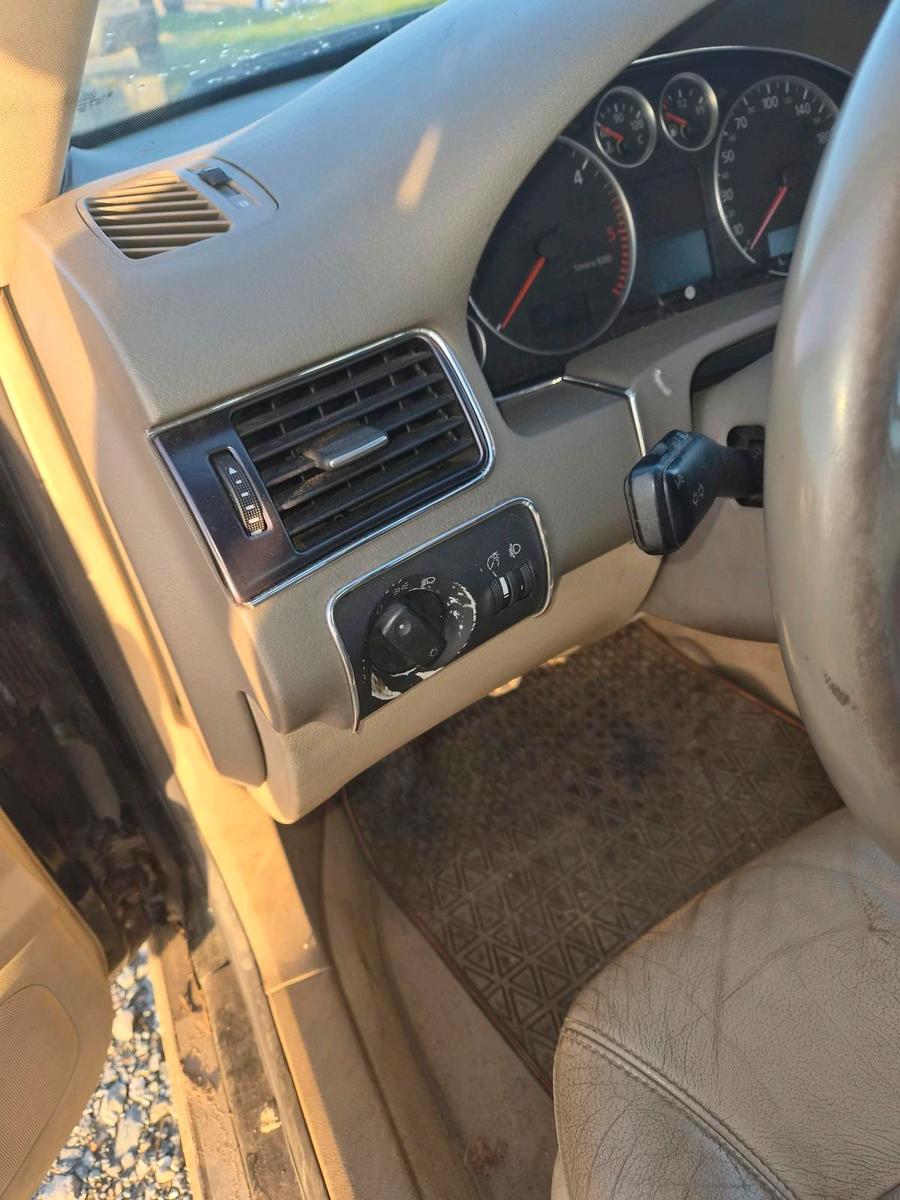 Audi A6 2004 — photo 7