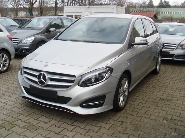 Mercedes-Benz B 220