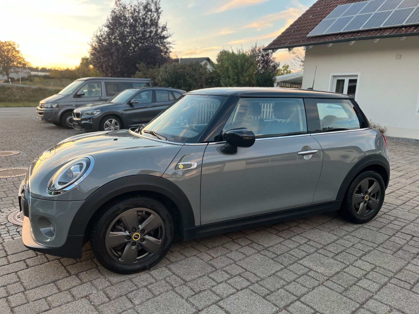 MINI COOPER SE Navi DAB imagem 3