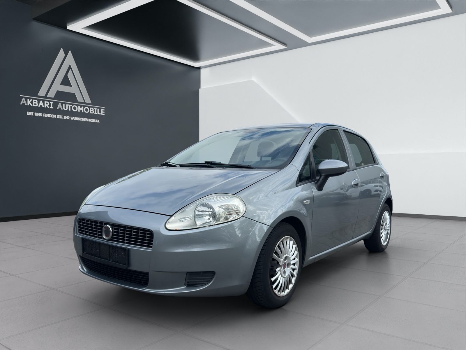 Fahrzeugabbildung Fiat Grande Punto 1.4*77PS*TÜV*Neu*Klimaanlage*