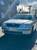 Skoda Škoda Octavia A5 Combi 1.6 MPI - Skoda Octavia aus 2005: Kombi