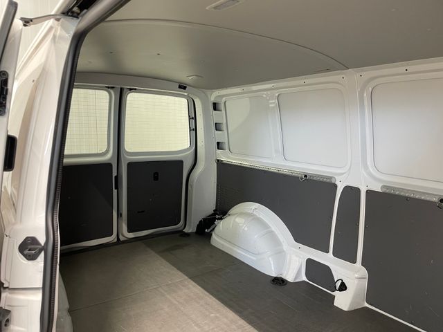 T6.1 Transporter Kasten lang 2.0 TDI AHK