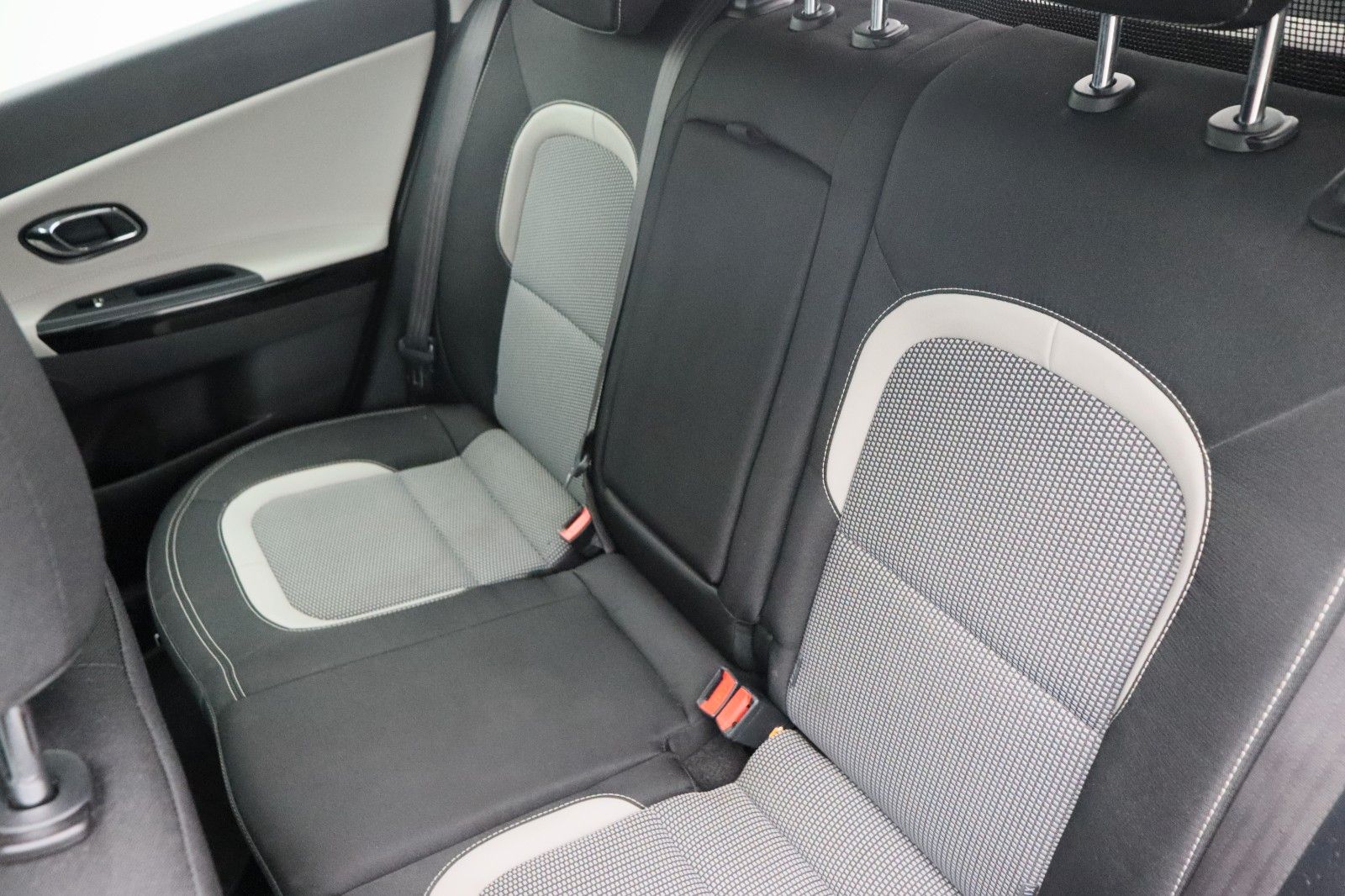 Fahrzeugabbildung Kia cee'd 1.6 Sportswagon