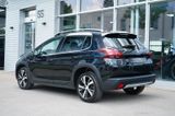 Peugeot 2008 1.2 Aut. Allure PANO/NAVI/KAM/CARPLAY/SZH - Peugeot 2008: 1.2
