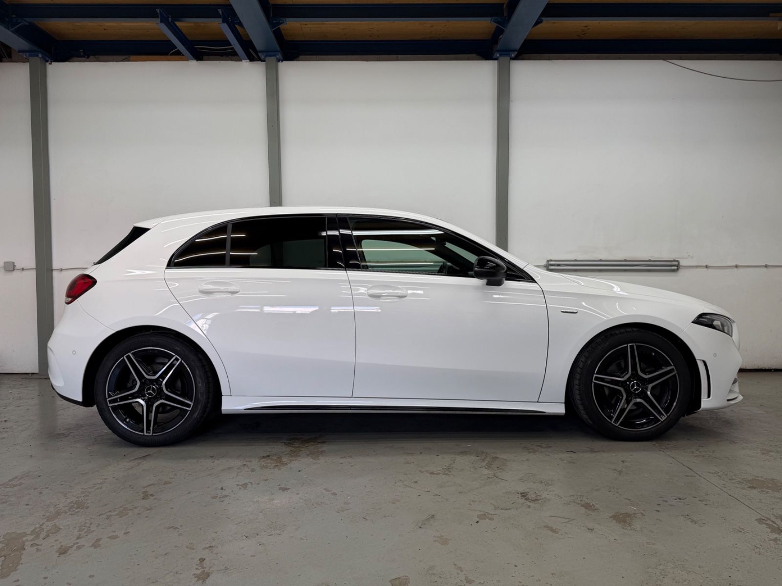 Mercedes-Benz A 180 Edition AMG-Line foto 4