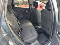 Fahrzeugabbildung Clio IV Grandtour Limited 8xReifen+Sitzh+PDC+Nav