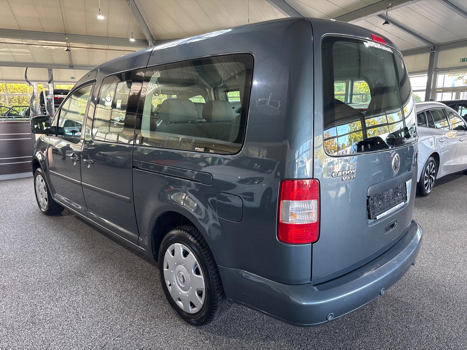 Volkswagen Caddy 1.6i Maxi Life 7SitzerKlimaPDCTüv 11/2027