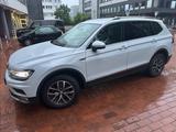 Volkswagen Tiguan 1.4 TSI DSG 4MOTION Highline Highline - VW Tiguan 7-Sitzer