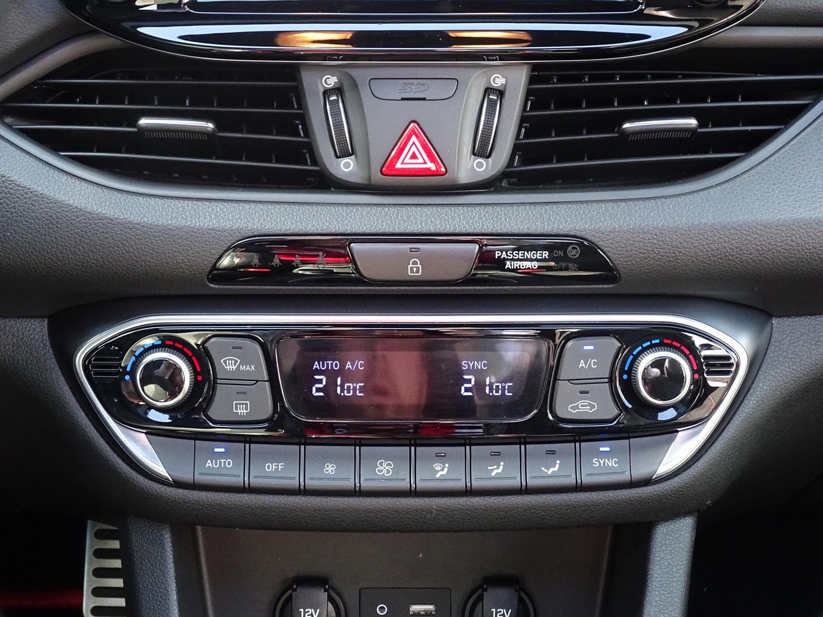 Hyundai i30 2.0 T-GDI N Performance LED Navi Panorama