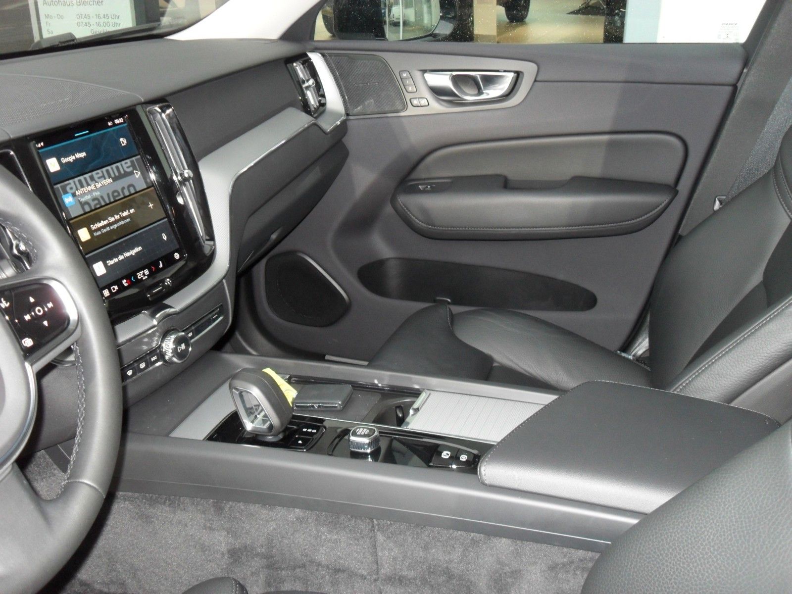 Fahrzeugabbildung Volvo XC 60 B4 Plus Bright | Standheizung | 360° | AHK