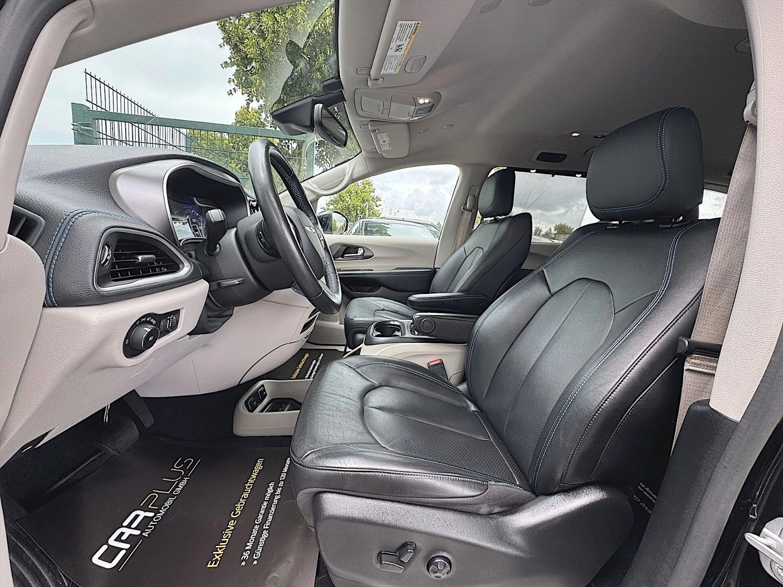 Fahrzeugabbildung Chrysler Pacifica 3.6 L V6 LIMITED S *LED*CarPlay*7Sitze*