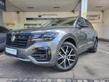 Volkswagen Touareg 3,0 TDI R Line 4Motion ACC LED Matr AHK - VW Touareg Gebrauchtwagen in München