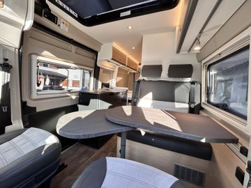 Sunlight Cliff X 600 RT Dieselheizung Safety+ACC NAVI