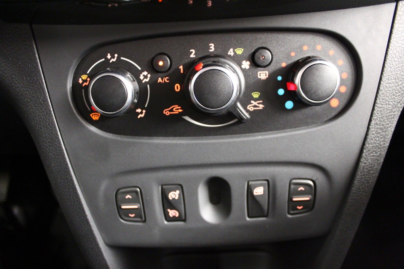Fahrzeugabbildung Dacia Sandero dci 90 Stepway Prestige*Navi*klima*