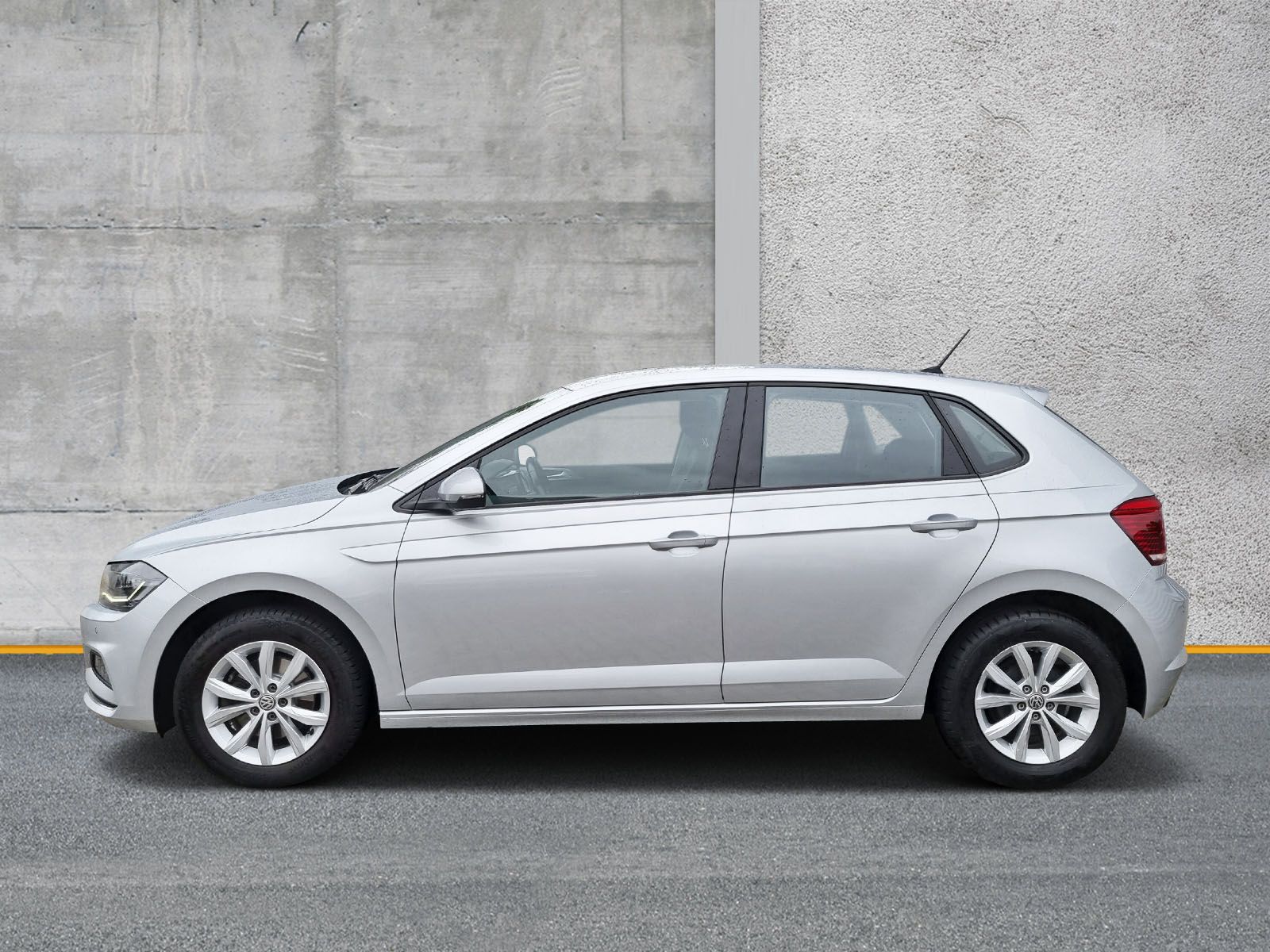 Fahrzeugabbildung Volkswagen Polo 1.6 TDI Highline DSG LED