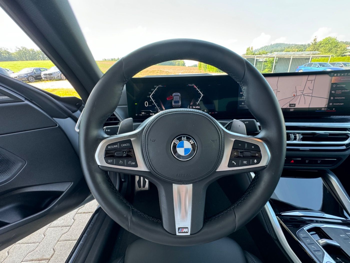 Fahrzeugabbildung BMW 220i Coupé M-Sport-Pro HUD GARANTIE bis 05/2028