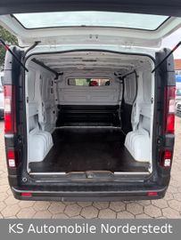 Renault Trafic - 8