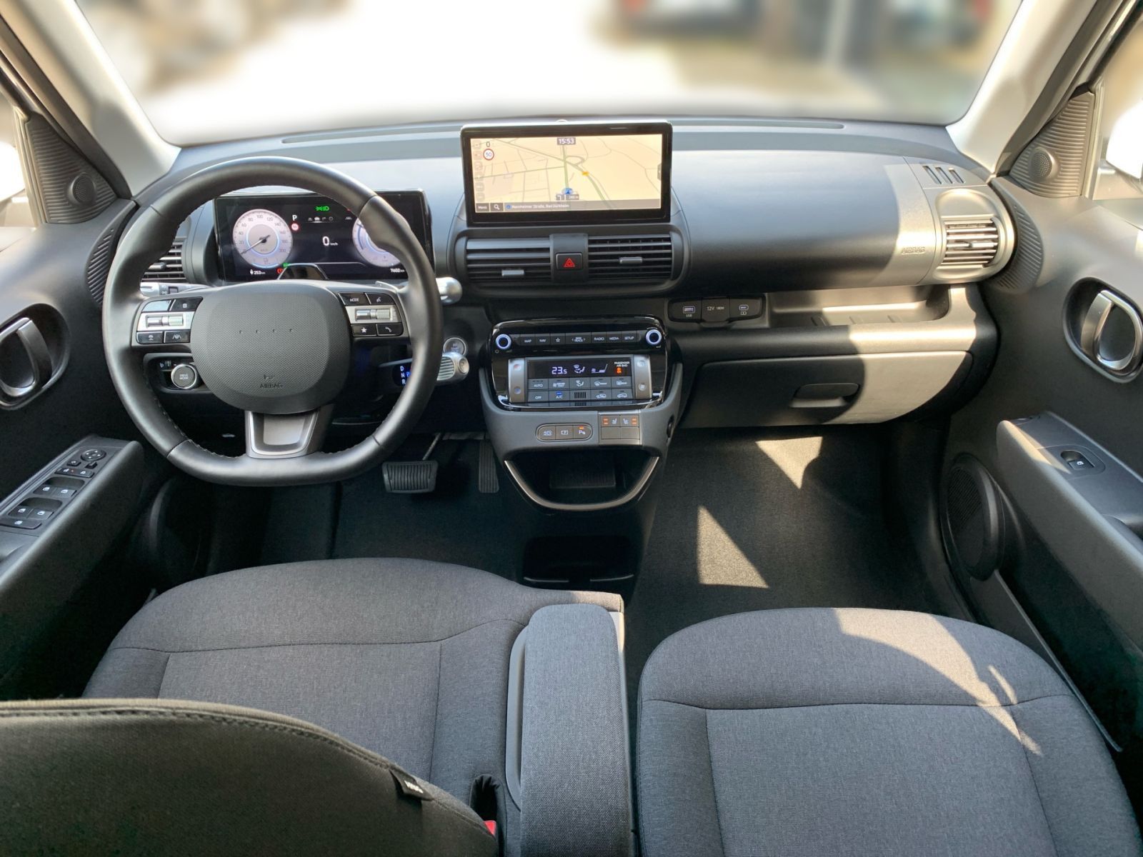 Fahrzeugabbildung Hyundai INSTER Trend Elektro 42 kWh Effizienz-Paket