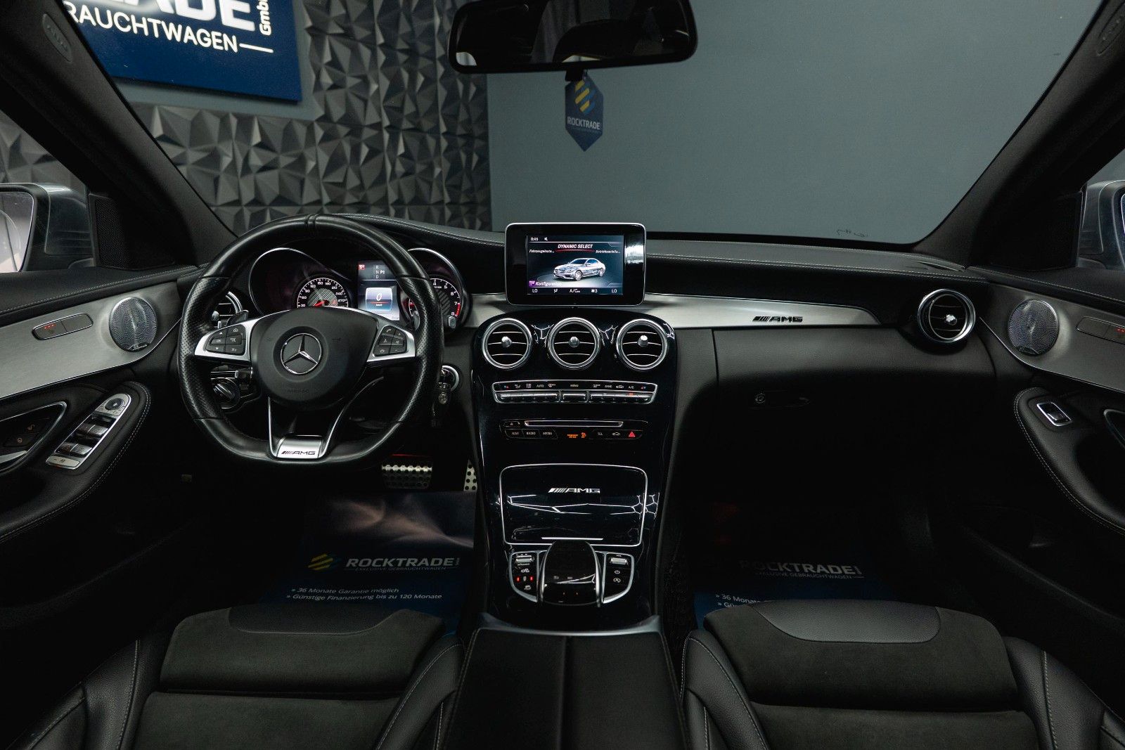Fahrzeugabbildung Mercedes-Benz C 63 AMG Lim. | BURMESTER | LED | Top Zustand